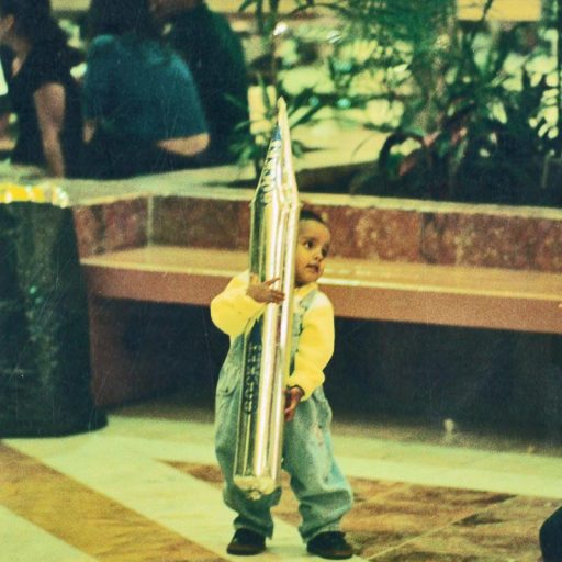 LOS "CHIQUITINES" TAMBIEN JUEGAN. PZA. PATRIA. ZAP. JAL. MX. AÑO 2000.